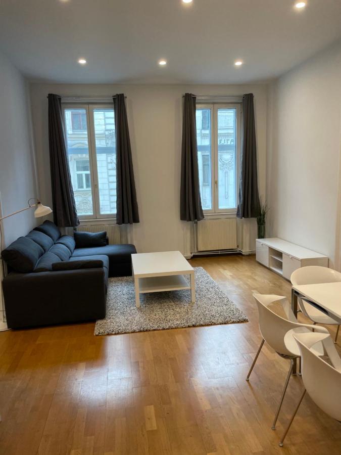 100M2 Apartment Naehe 1010 Wien Exterior photo