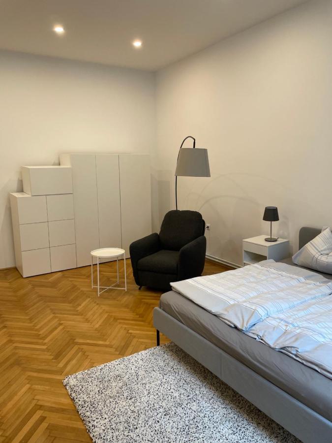 100M2 Apartment Naehe 1010 Wien Exterior photo